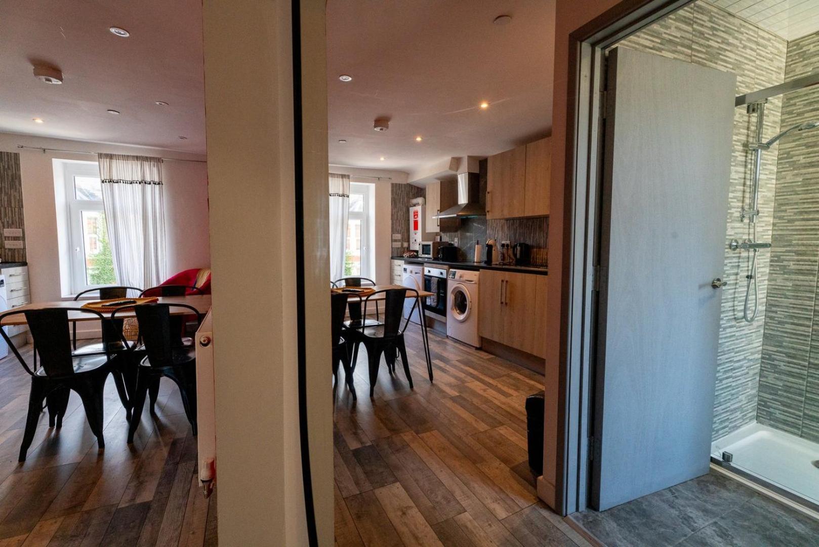 Cardiff Getaway - City Center - Free Parking 외부 사진